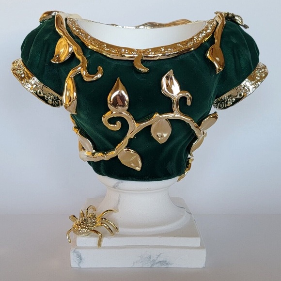 🆕 Bath & Body Works Fall 2022 Ltd Velvet Ivy Bust 3-Wick Candle Pedestal Holder - Picture 2 of 14